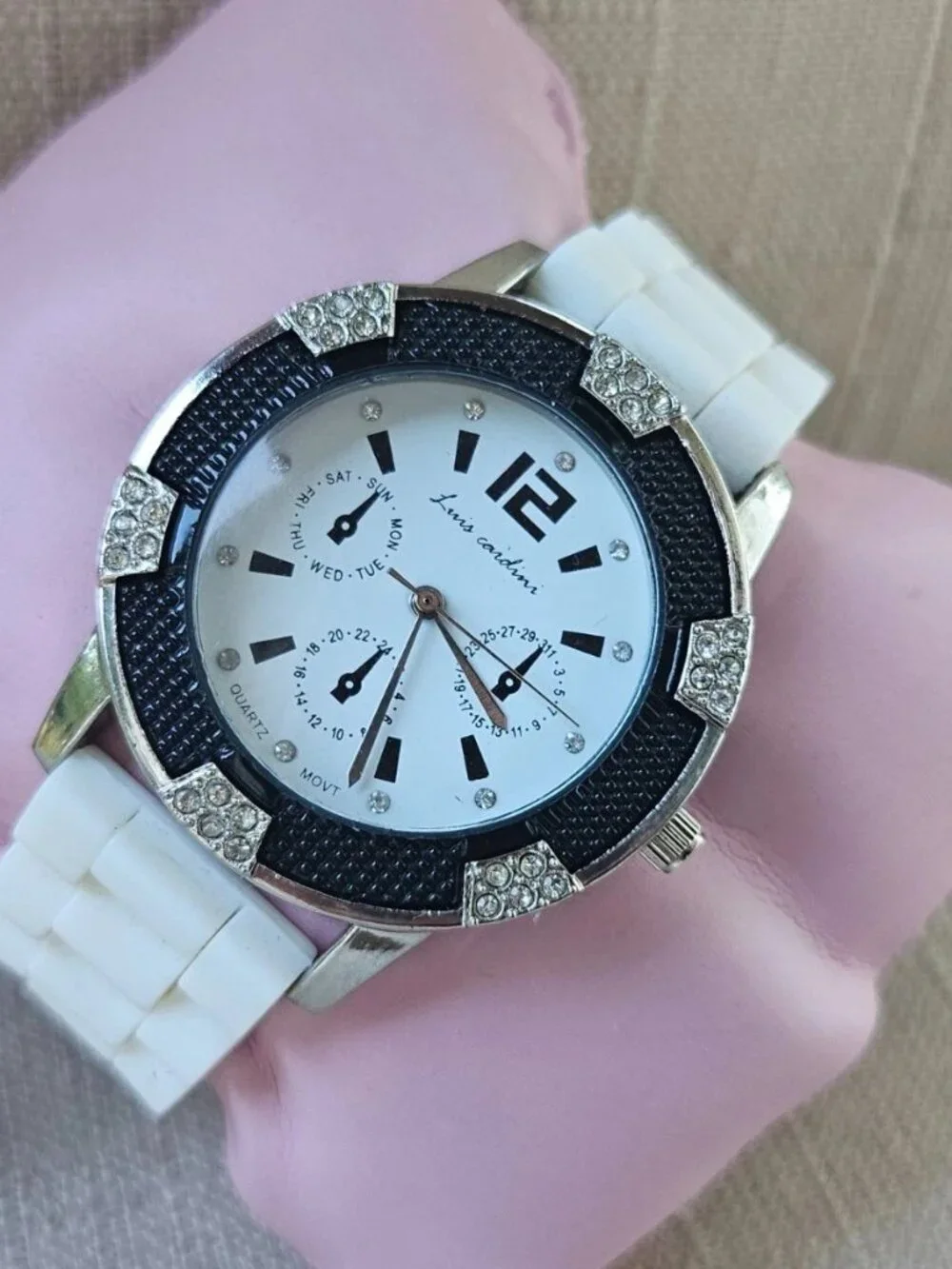 Luis Cardinin Men wristwatch Fashion White Rubber Strap Quarts Analog Watch